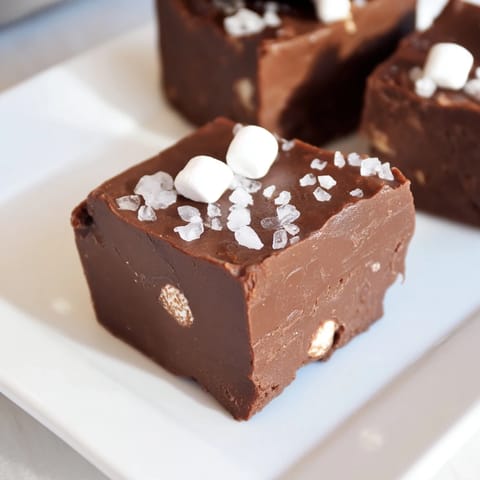 Easy Marshmallow Fudge