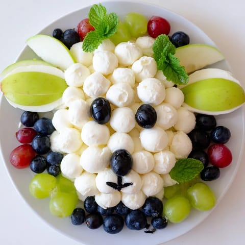 Lamb Face Fruit Cheese